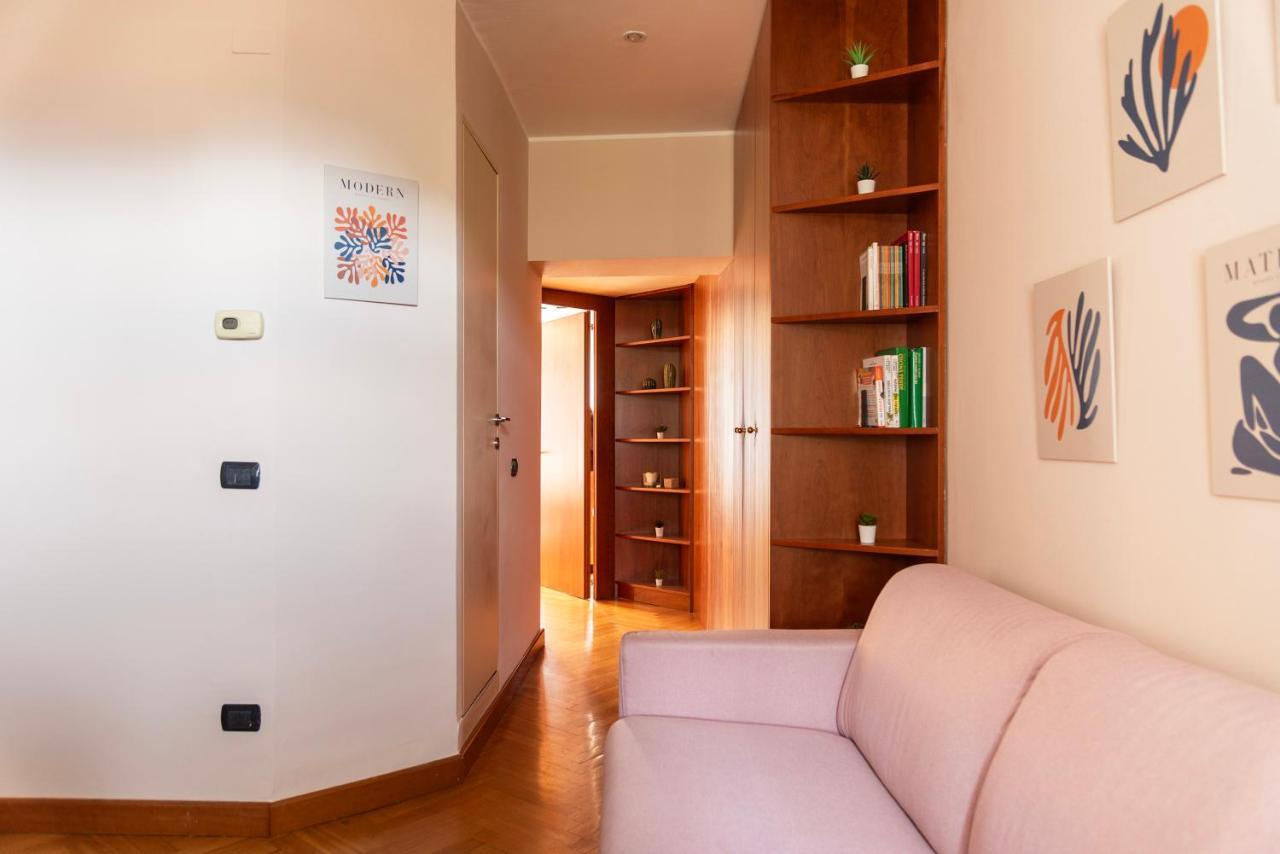 Casa Matisse - 5 Minuti A Piedi Dal Duomo Apartment Milan Bagian luar foto